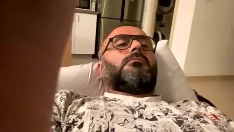 Snapshot of simon_bb chatting on September 2025 09:37:01 PM Si online show from September 2025 09:37:01 PM