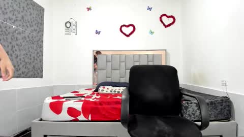 Snapshot of simonkeler chatting on October 2025 11:07:02 AM SIMON KELER online show from October 2025 11:07:02 AM