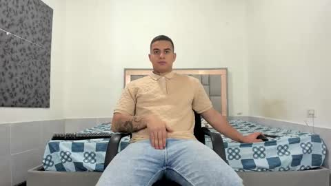 SIMON KELER online show from March 2026 11:08:01 PM