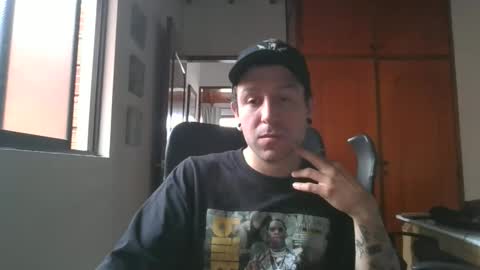 simonm777 online show from September 2025 07:13:02 PM