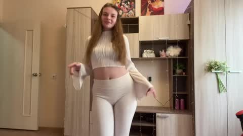 Eliona online show from May 2026 02:13:02 PM