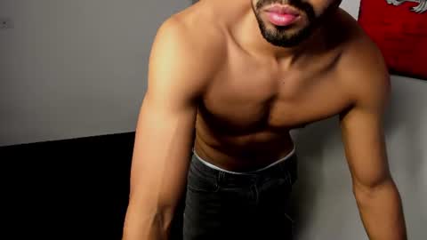 Snapshot of simple_guyy chatting on June 2026 05:34:01 AM Andrey online show from June 2026 05:34:01 AM