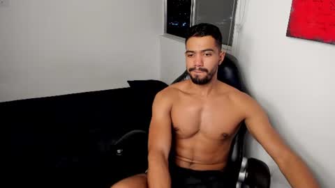 Snapshot of simple_guyy chatting on June 2026 05:23:02 AM Andrey online show from June 2026 05:23:02 AM