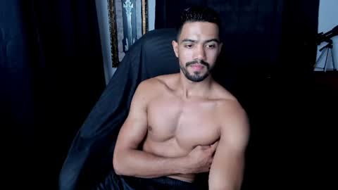 Snapshot of simple_guyy chatting on July 2026 05:10:01 AM Andrey online show from July 2026 05:10:01 AM