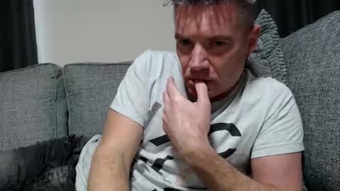 Snapshot of simplelife0 chatting on November 2025 03:49:01 PM Ricky online show from November 2025 03:49:01 PM