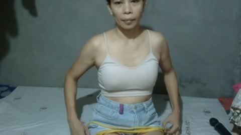 mia online show from June 2026 11:52:01 PM