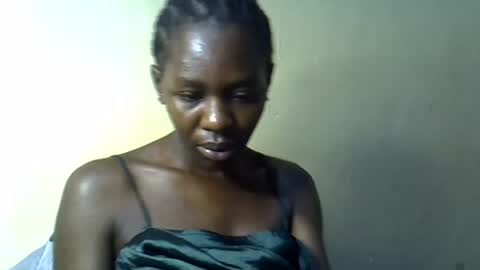 simplyloy33 online show from June 2026 07:13:01 AM