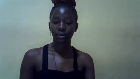 simplyloy33 online show from July 2026 12:42:01 AM