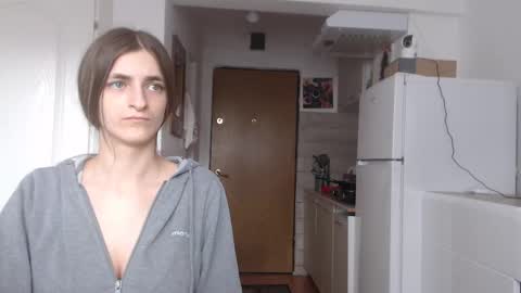 Snapshot of simyhvn chatting on February 2025 11:23:02 AM simyhvn online show from February 2025 11:23:02 AM