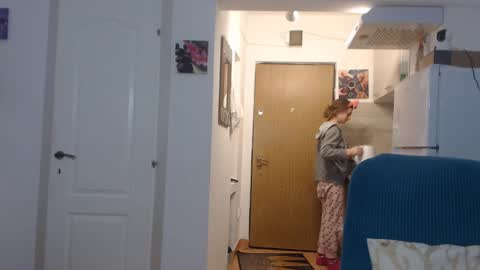 Snapshot of simyhvn chatting on March 2025 05:09:01 AM simyhvn online show from March 2025 05:09:01 AM