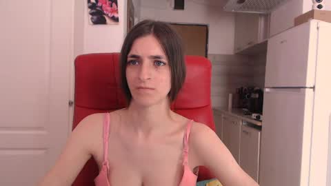 simyhvn online show from May 2026 02:45:01 PM