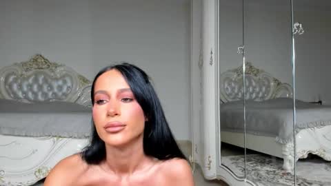 C online show from November 2025 08:33:02 PM