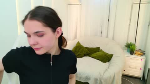 sindell_cryell online show from May 2026 04:07:02 AM