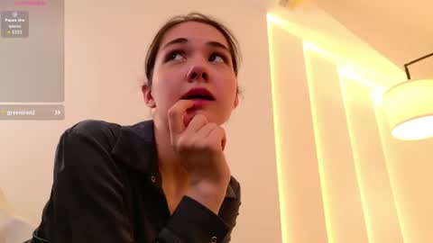 sindell_cryell online show from June 2026 09:20:01 PM