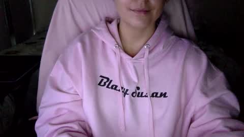 Snapshot of sindrastone chatting on January 2025 11:29:01 PM Sindra online show from January 2025 11:29:01 PM