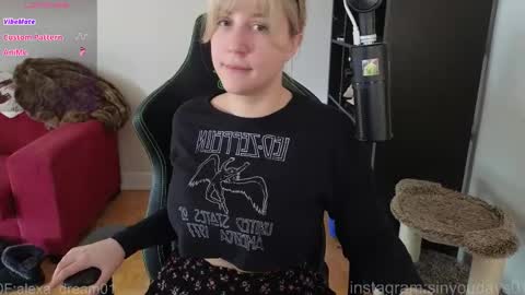 wwoooooooooooof online show from April 2026 03:53:01 PM