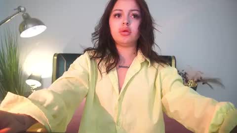 Snapshot of sinfulkittenn chatting on July 2026 05:47:02 AM Kira online show from July 2026 05:47:02 AM