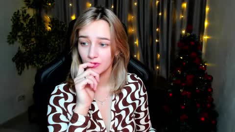 Sinty Noria online show from December 2024 01:08:01 AM