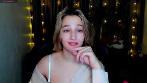 Sinty Noria online show from February 2025 04:54:01 AM