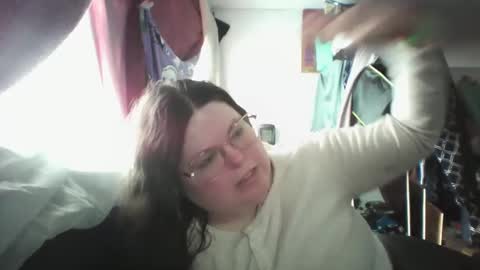 Siofra online show from February 2025 08:04:02 PM