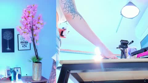 Siouxsie online show from September 2025 10:50:02 AM