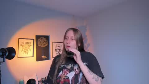Snapshot of siouxsie_cenobite chatting on June 2026 11:13:02 AM Siouxsie online show from June 2026 11:13:02 AM