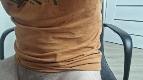 Snapshot of sir_duncan_high chatting on June 2026 08:39:01 AM sir_duncan_high online show from June 2026 08:39:01 AM