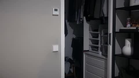 sirbox00 online show from September 2025 10:55:01 PM