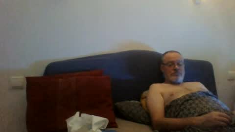 Snapshot of sirdon83 chatting on July 2026 01:31:01 AM sirdon83 online show from July 2026 01:31:01 AM