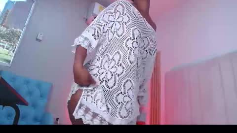 Elyzabeth online show from February 2026 03:43:01 PM