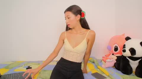 Sirens foxx online show from July 2026 12:48:02 PM