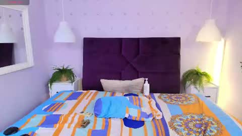 sirenyrouss online show from June 2026 02:53:01 AM