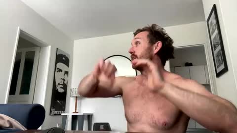 Snapshot of sirgiovanni chatting on May 2026 10:45:01 AM Giovanni online show from May 2026 10:45:01 AM