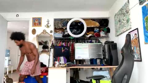 Snapshot of siriss_boyrag chatting on April 2026 01:49:01 PM siriss_boyrag online show from April 2026 01:49:01 PM