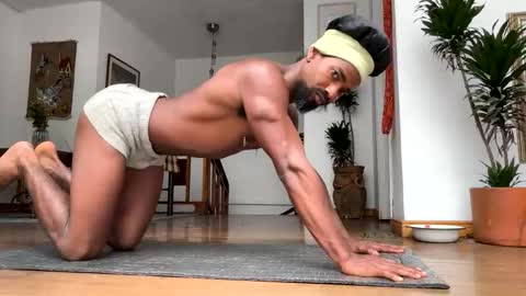 siriss_boyrag online show from May 2026 12:56:02 PM