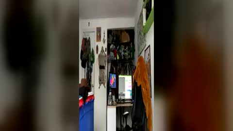 siriss_boyrag online show from June 2026 10:41:02 PM