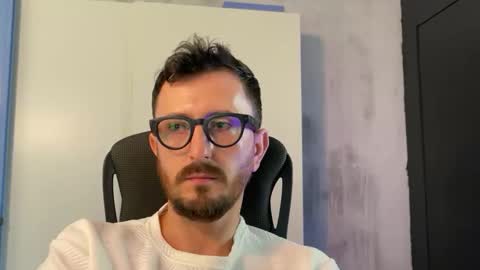 Sir Max online show from October 2025 12:38:01 PM