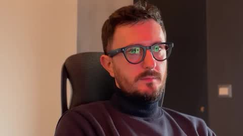 Sir Max online show from October 2025 09:31:01 AM