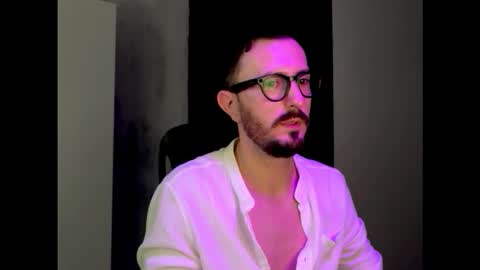 Sir Max online show from October 2025 12:49:02 AM