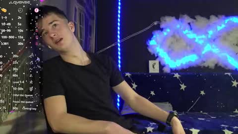 SirReedy online show from December 2025 03:58:02 AM