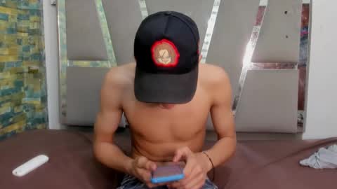 Snapshot of sirryant chatting on December 2024 08:21:02 PM SIR RYANT online show from December 2024 08:21:02 PM