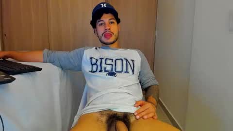 Snapshot of sirs_papi chatting on November 2025 05:07:01 AM Call me papi online show from November 2025 05:07:01 AM