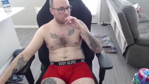 Snapshot of sirscotty831 chatting on December 2024 08:25:02 PM Sir Scotty online show from December 2024 08:25:02 PM