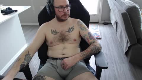 Snapshot of sirscotty831 chatting on February 2025 11:04:02 PM Sir Scotty online show from February 2025 11:04:02 PM