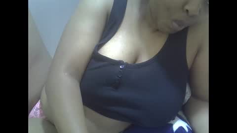 Snapshot of sisibrown97 chatting on December 2025 04:51:01 AM brown online show from December 2025 04:51:01 AM