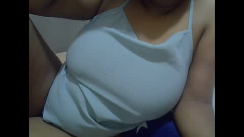 Snapshot of sisibrown97 chatting on March 2026 04:24:01 PM brown online show from March 2026 04:24:01 PM