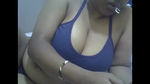 Snapshot of sisibrown97 chatting on March 2026 10:32:01 PM brown online show from March 2026 10:32:01 PM