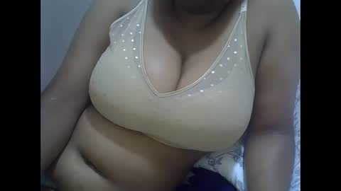 Snapshot of sisibrown97 chatting on March 2026 10:32:01 PM brown online show from March 2026 10:32:01 PM