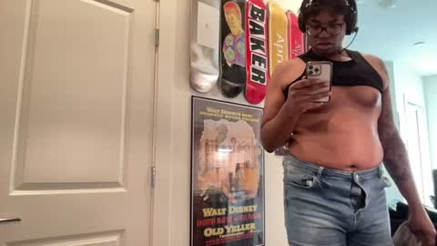 Sissyblkgoddess online show from July 2026 10:52:01 PM