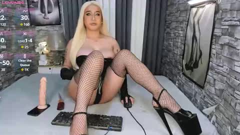 Snapshot of sit_on_me_baby chatting on December 2025 05:57:02 AM Arra online show from December 2025 05:57:02 AM